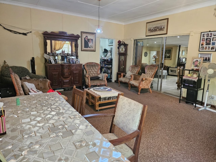 5 Bedroom Property for Sale in Noordhoek Free State